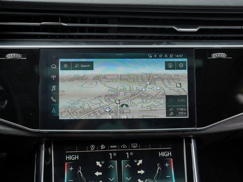 Used 2023 Audi Q8 Premium Plus w/ Premium Plus Package image 32