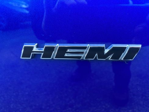 Used 2018 Dodge Challenger R/T w/ Driver Convenience Group image 37