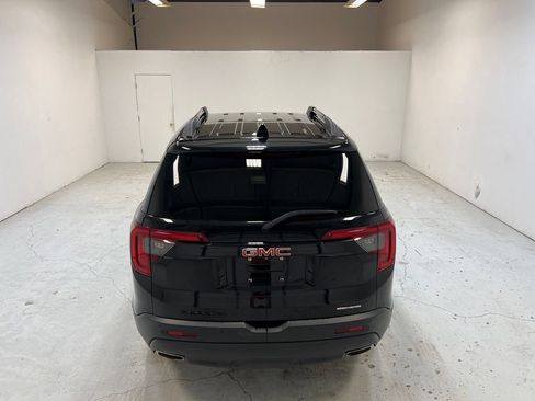 Used 2021 GMC Acadia SLT w/ Elevation Edition FWD image 4