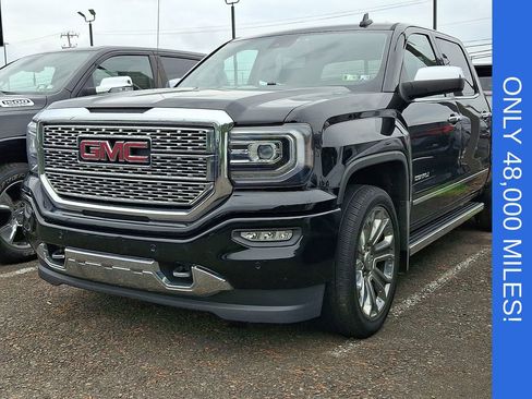 Used 2018 GMC Sierra 1500 Denali w/ Denali Ultimate Package AWD/4WD image 2