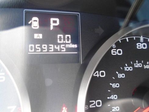 Used 2013 Subaru Legacy 2.5i Premium w/ All-Weather Pkg + Moonroof image 9