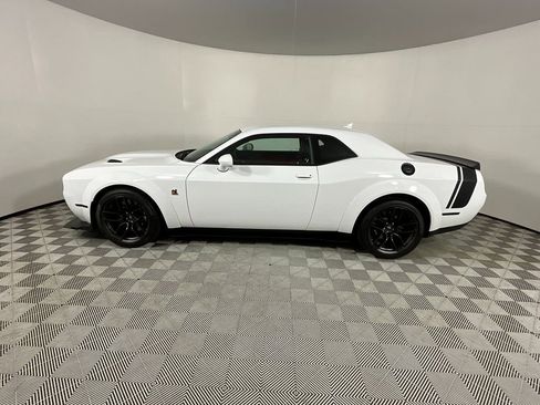 Used 2022 Dodge Challenger R/T Scat Pack image 2