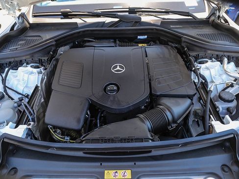 Certified 2026 Mercedes-Benz GLC 300 image 24