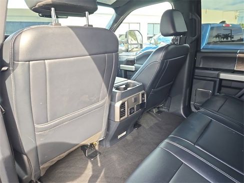 Used 2022 Ford F250 Lariat image 12