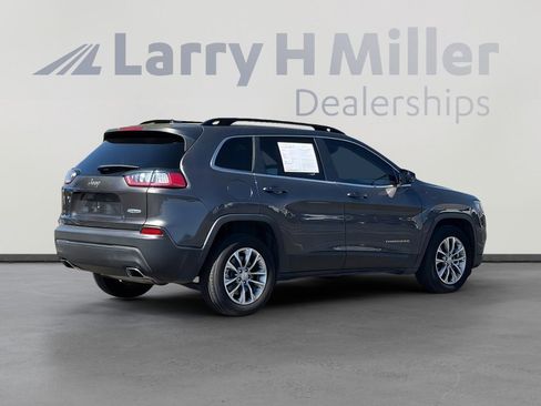 Used 2022 Jeep Cherokee Latitude Lux FWD image 6