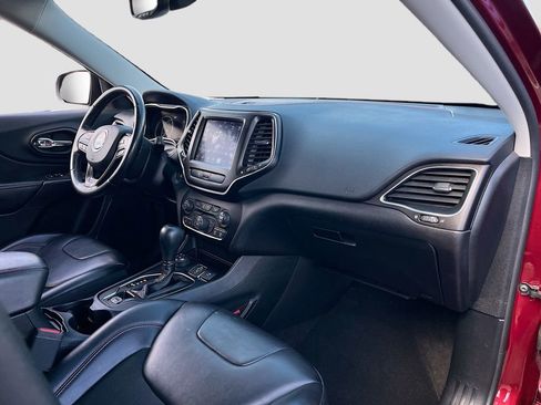 Used 2020 Jeep Cherokee Trailhawk w/ Comfort/Convenience Group image 29