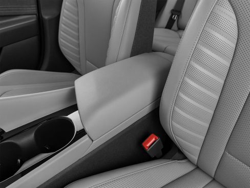 New 2026 Hyundai Elantra Limited FWD image 44