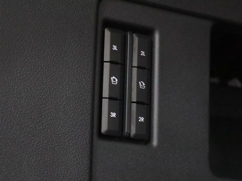 Used 2024 Lincoln Navigator L Reserve AWD/4WD image 39