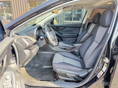 Used 2020 Subaru Crosstrek 2.0i Premium w/ Moonroof Package 1 AWD/4WD image 12