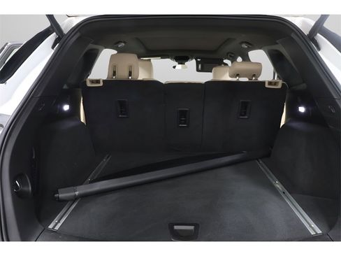 Used 2018 Cadillac XT5 Luxury image 29