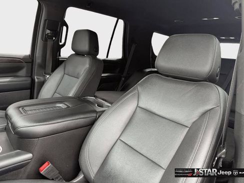 Used 2022 Chevrolet Tahoe LT w/ Luxury Package RWD image 11