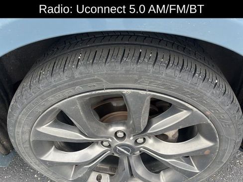 Used 2015 Chrysler 200 S w/ Comfort Group image 12