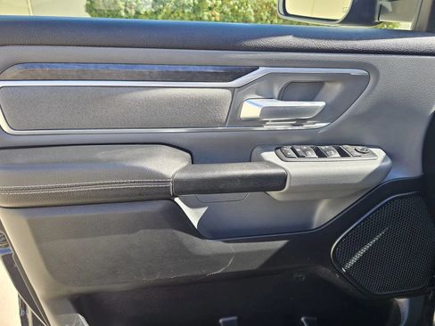 Used 2021 RAM 1500 Big Horn AWD/4WD image 12