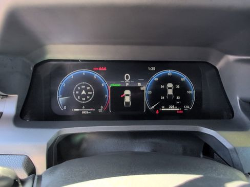 Used 2025 Toyota Tacoma Limited image 20