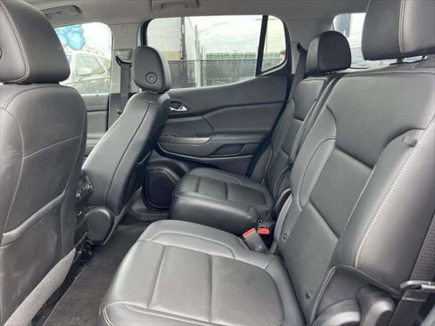 Used 2022 GMC Acadia SLT image 12