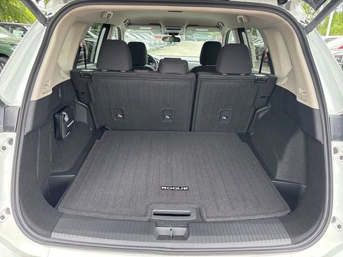 New 2026 Nissan Rogue SV image 15