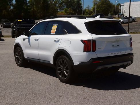 Used 2022 Kia Sorento SX Prestige w/ Rust Color Package AWD/4WD image 5