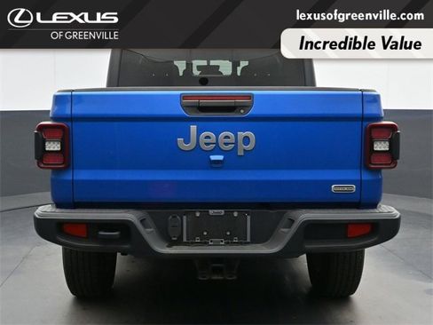 Used 2020 Jeep Gladiator Overland image 7