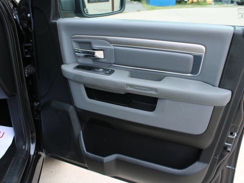 Used 2018 RAM 1500 Big Horn AWD/4WD image 22