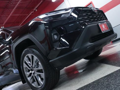 Used 2023 Toyota RAV4 XLE Premium FWD image 34