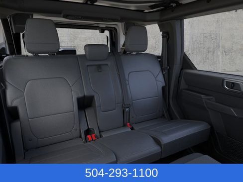 New 2026 Ford Bronco Badlands AWD/4WD image 13