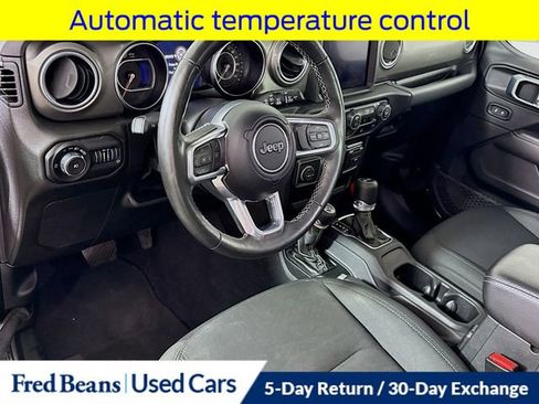 Used 2022 Jeep Wrangler Unlimited Sahara w/ Cold Weather Group image 12