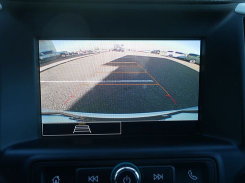 Used 2023 GMC Terrain SLE w/ Driver Convenience Package AWD/4WD image 19