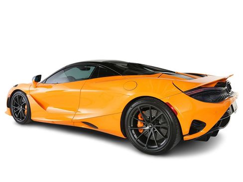 Used 2025 McLaren 750S Spider RWD image 13