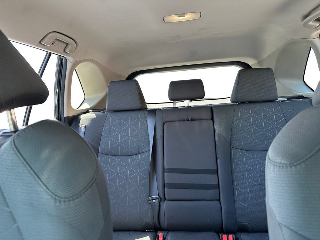 Used 2024 Toyota RAV4 XLE FWD image 19