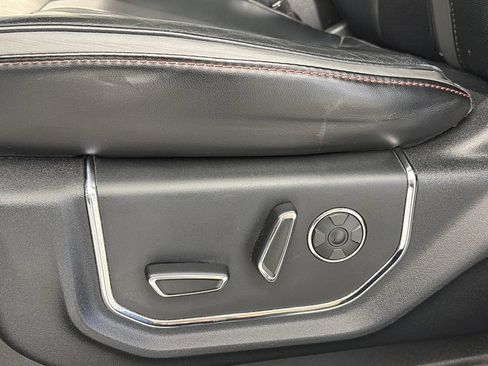 Certified 2018 Ford F150 Platinum w/ Equipment Group 701A Luxury AWD/4WD image 27
