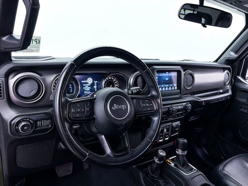 Used 2022 Jeep Wrangler Sport AWD/4WD image 17