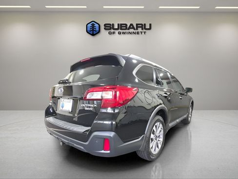 Used 2018 Subaru Outback 3.6R Touring w/ Protection Package #1 AWD/4WD image 5