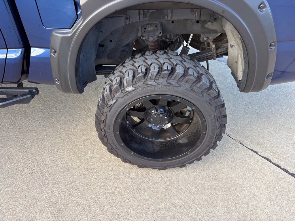 Used 2017 Nissan Titan SL AWD/4WD image 29