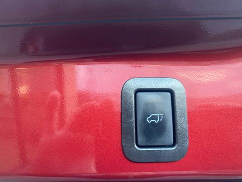 Used 2019 Toyota Highlander SE image 35