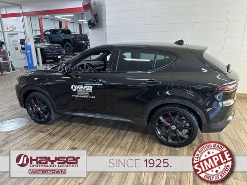 Used 2024 Dodge Hornet R/T Plus image 2