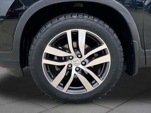 Used 2018 Honda Ridgeline RTL-E image 11