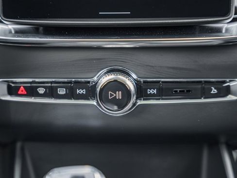 Used 2025 Volvo XC90 T8 Plus w/ Protection Package Premier image 23