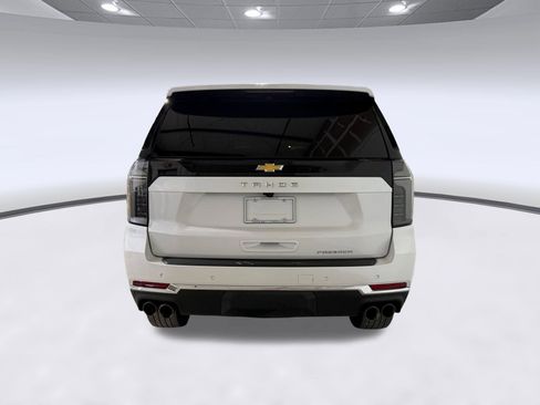 Used 2025 Chevrolet Tahoe Premier AWD/4WD image 9