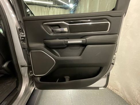 Used 2019 RAM 1500 Laramie AWD/4WD image 24