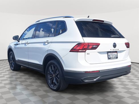 Used 2022 Volkswagen Tiguan SE image 7