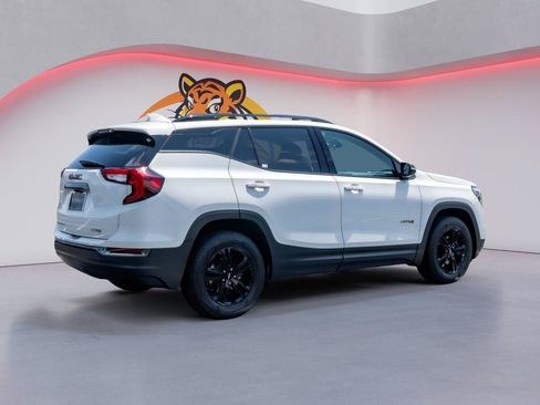 Used 2023 GMC Terrain AT4 AWD/4WD image 6