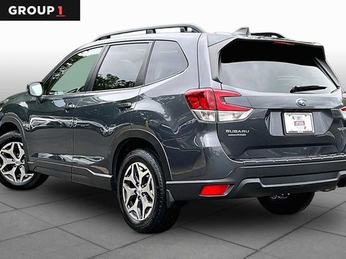Used 2024 Subaru Forester Premium AWD/4WD image 12