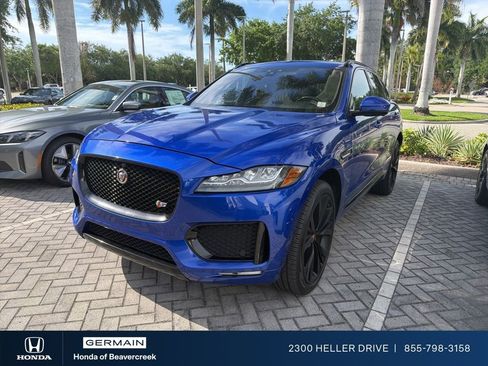 Used 2019 Jaguar F-PACE S AWD/4WD image 2