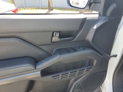 Used 2024 Toyota Tacoma SR5 AWD/4WD image 24