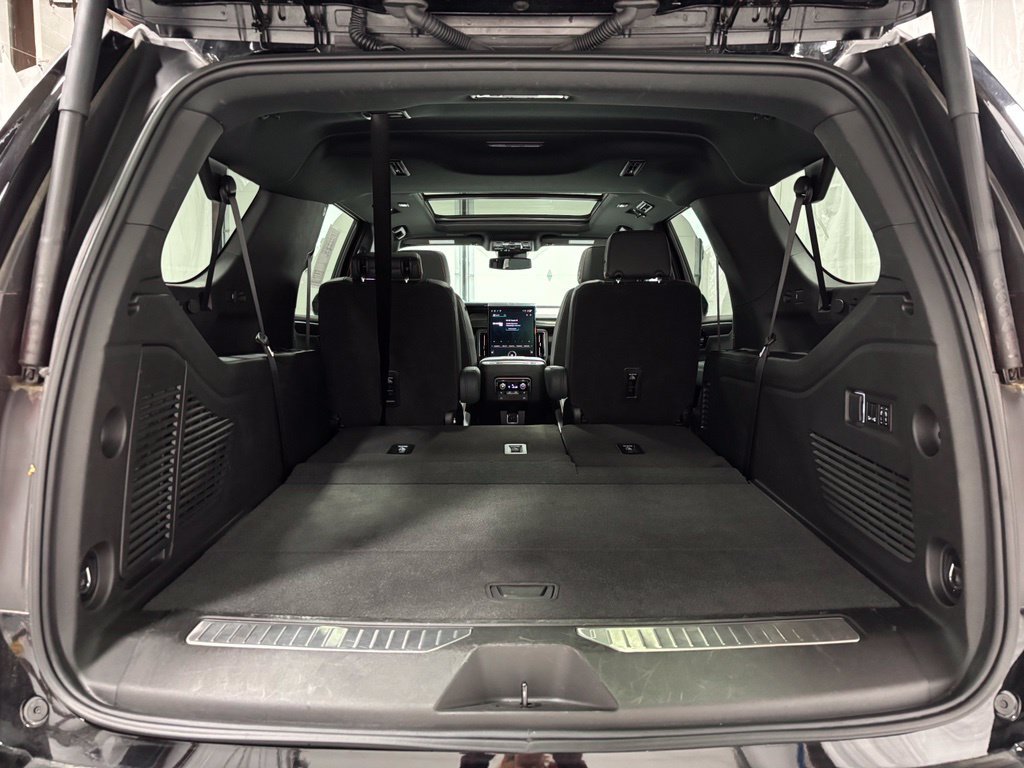 Used 2026 GMC Yukon XL AT4 AWD/4WD image 50