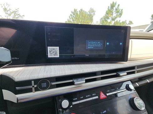 Used 2025 Hyundai Santa Fe Calligraphy FWD image 30