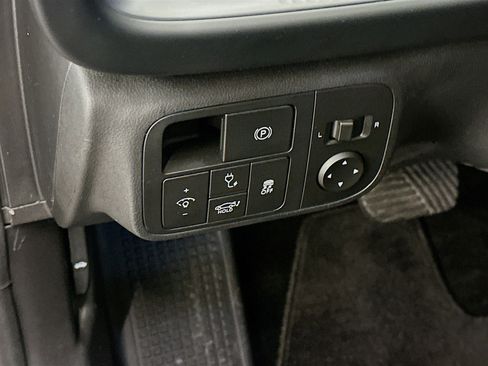 Used 2024 Hyundai Ioniq 6 SEL image 17