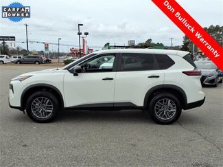 Used 2024 Nissan Rogue S video 2