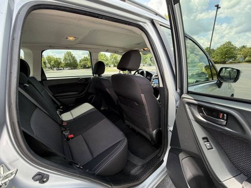 Used 2018 Subaru Forester 2.5i Premium AWD/4WD image 14