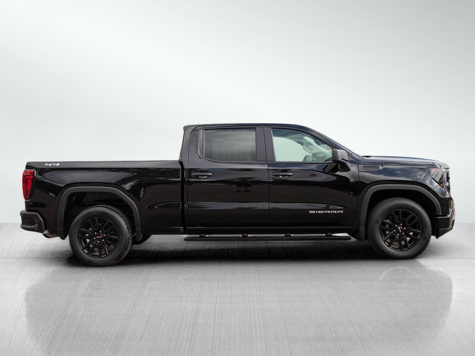 Used 2024 GMC Sierra 1500 Pro w/ Graphite Edition AWD/4WD image 6